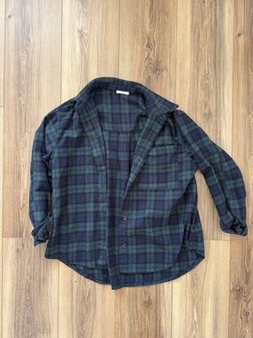 Men's Green & Navy Plaid Button-Up Shirt
